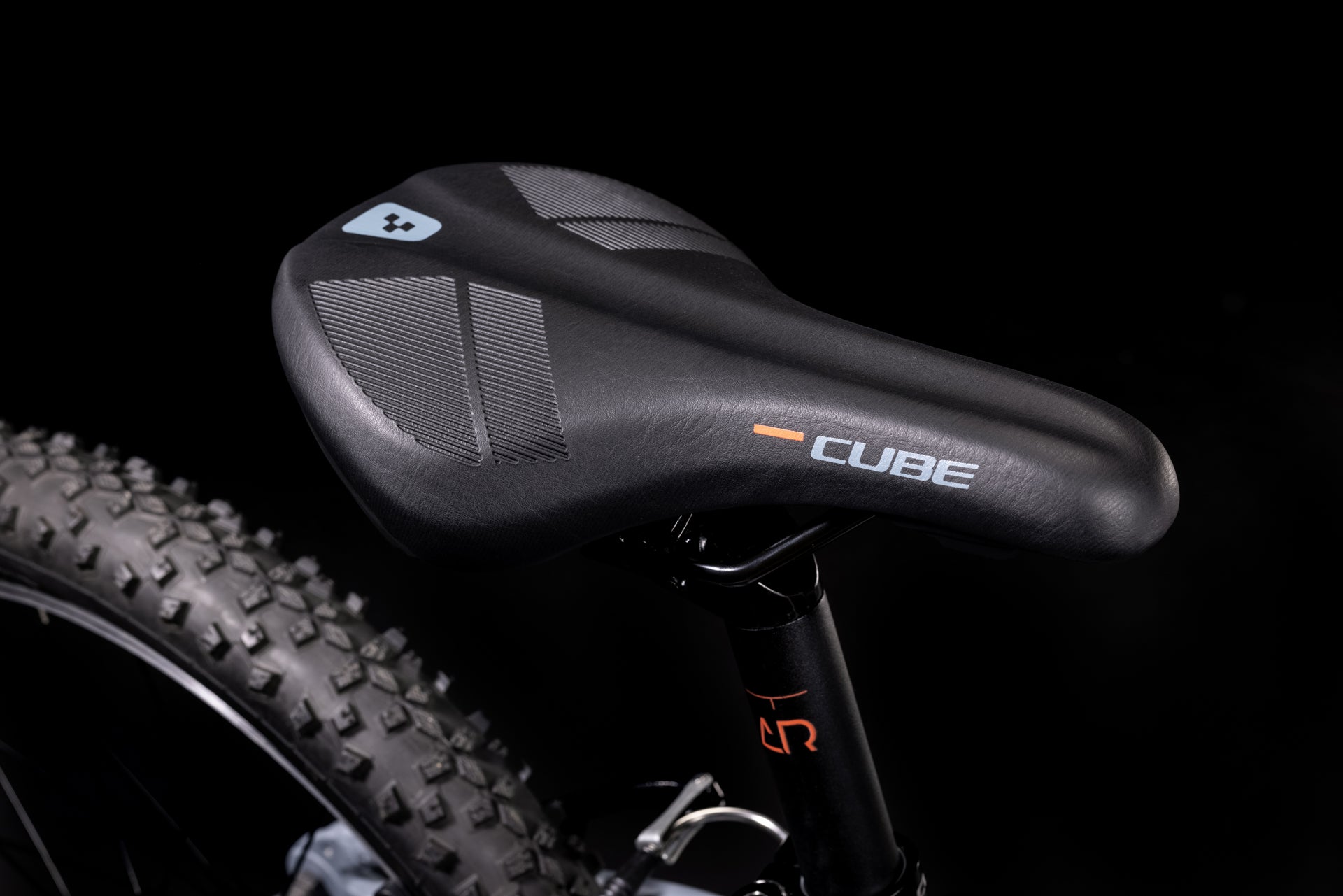 Fahrradsattel in Nahaufnahme – Komfort-Sattel von CUBE und Natural Fit