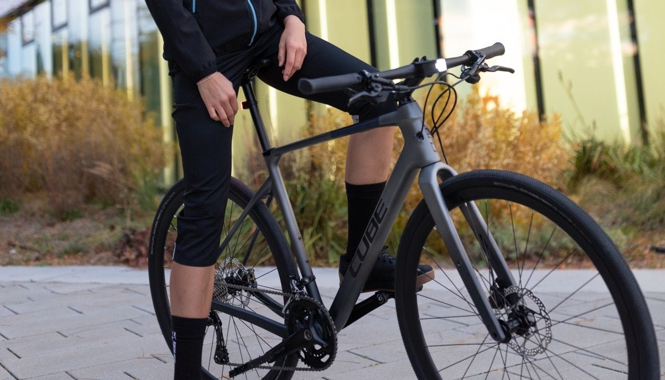 Fahrradhose in Nahaufnahme – funktionale Bike-Hose mit Sitzpolster für lange Touren
