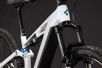 CUBE Stereo Hybrid ONE44 HPC Pro 800 E-Mountainbike Fully 2027, Laufrad und Reifen