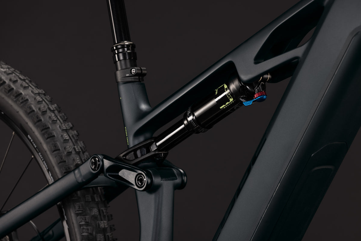 CUBE Stereo Hybrid ONE44 HPC Race 800 E-Mountainbike Fully 2027, Sattel und Sitzposition