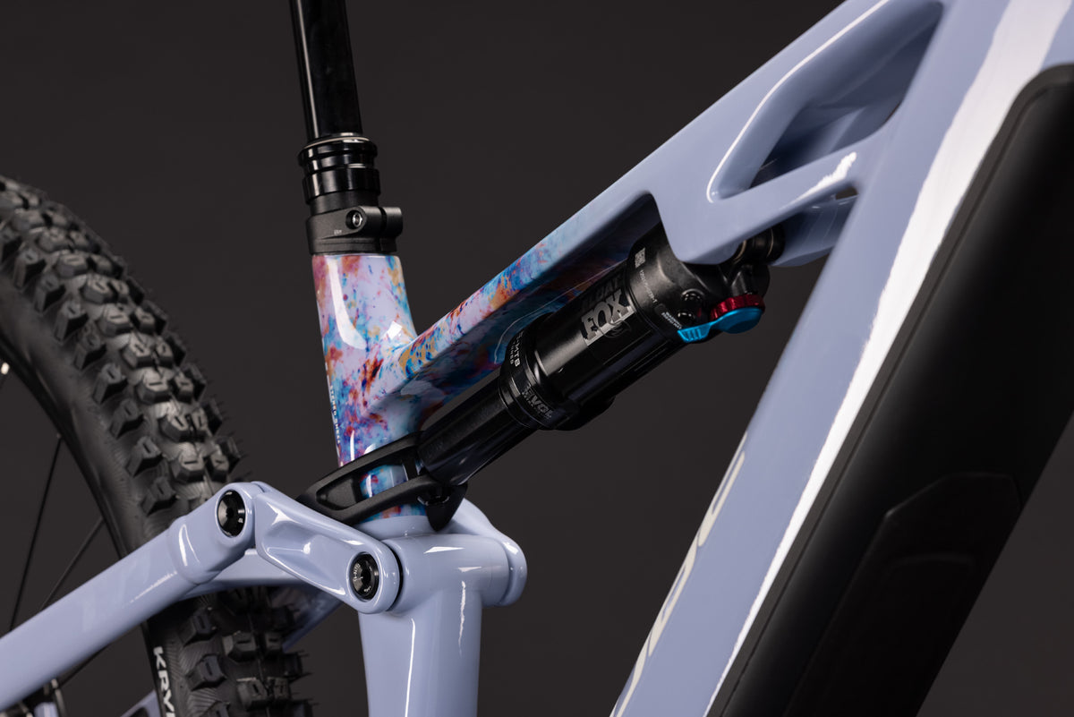 CUBE Stereo Hybrid ONE44 HPC SLX Evo 800 E-Mountainbike Fully 2027, Sattel und Sitzposition