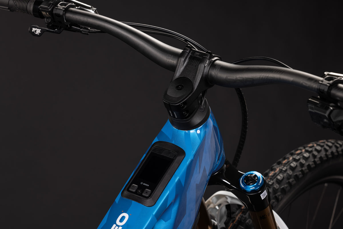 CUBE Stereo Hybrid ONE44 HPC At 800 E-Mountainbike Fully 2027, Cockpit und Lenker