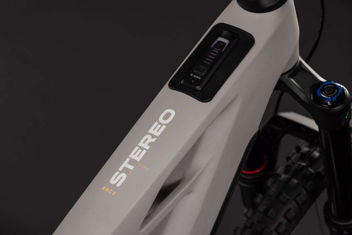 CUBE Stereo Hybrid ONE77 HPC Race 800 E-Mountainbike Fully 2027, Cockpit und Lenker