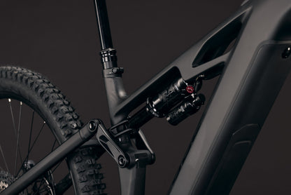 CUBE Stereo Hybrid ONE77 HPC SLX 800 E-Mountainbike Fully 2027, Sattel und Sitzposition