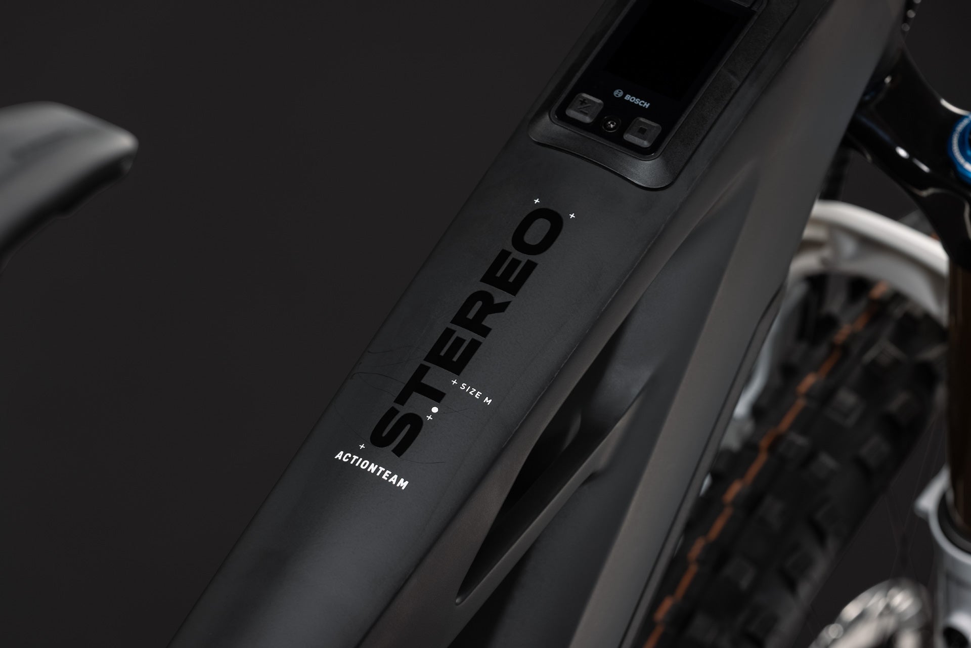 CUBE Stereo Hybrid ONE77 HPC At 800 E-Mountainbike Fully 2027, Cockpit und Lenker