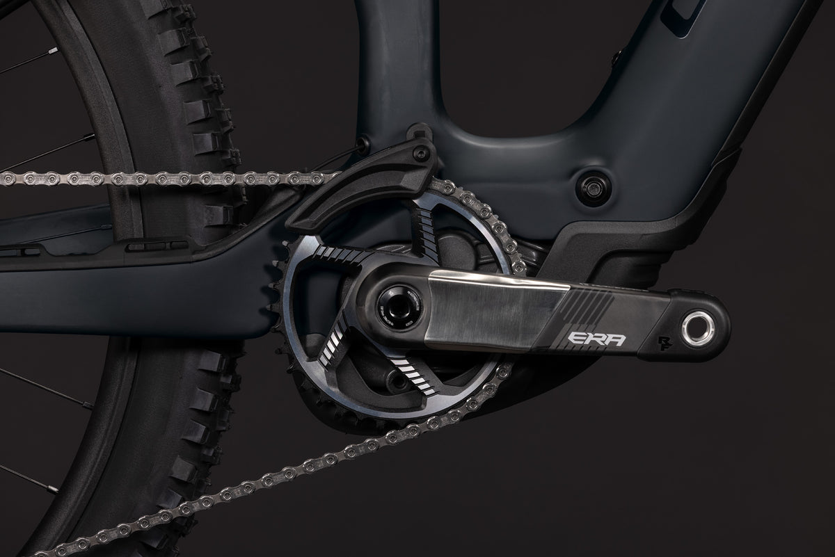 CUBE AMS Hybrid 177 C:62 At 600x E-Mountainbike Fully 2027, Sattel und Sitzposition