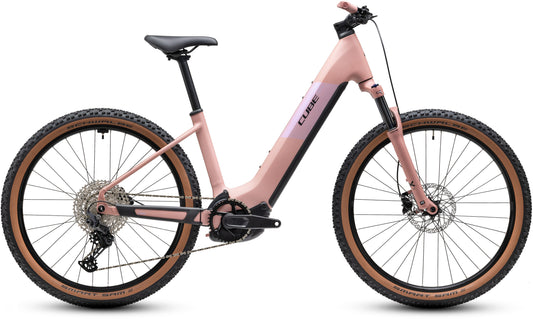 CUBE Reaction Hybrid Performance 720 Easy Entry E-Mountainbike Hardtail 2027 in ruby und black, Seitenansicht