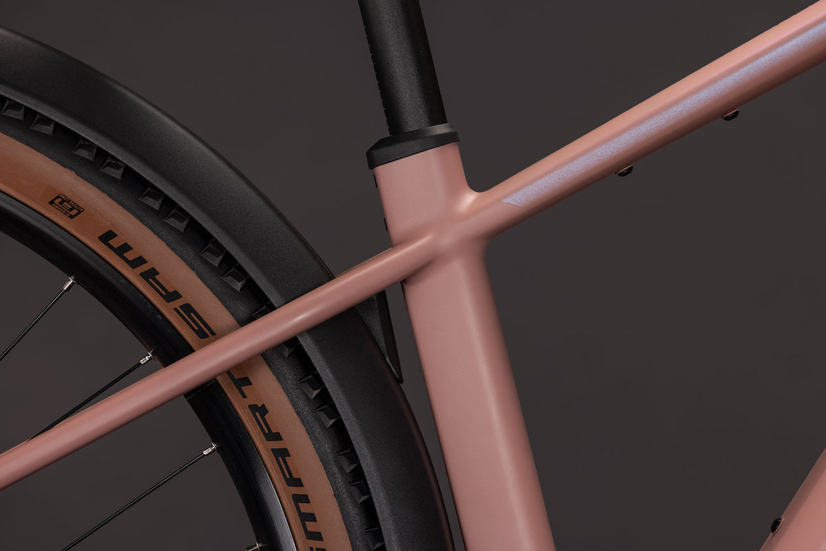 CUBE Reaction Hybrid Performance 720 FE E-Mountainbike Hardtail 2027, Sattel und Sitzposition