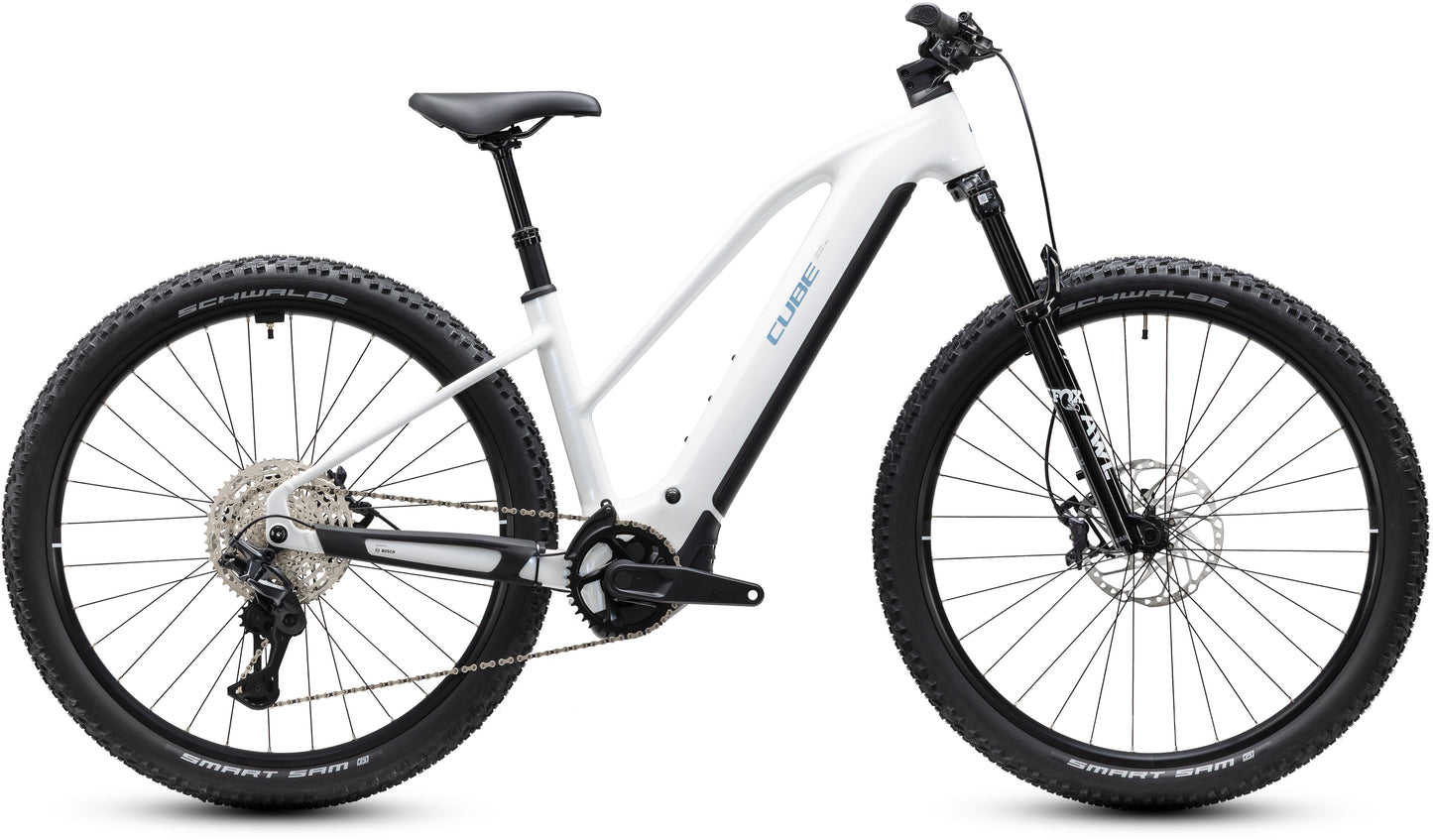 CUBE Reaction Hybrid Race 800 Trapeze E-Mountainbike Hardtail 2027 in snow und black, Seitenansicht