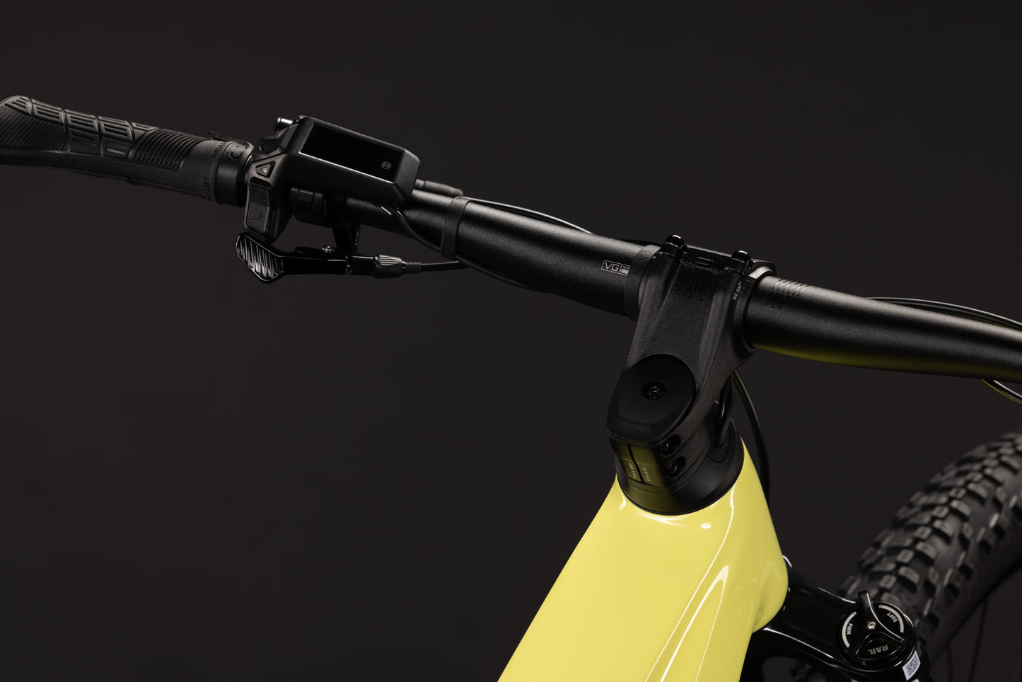 CUBE Reaction Hybrid Race 800 Trapeze E-Mountainbike Hardtail 2027, Antrieb und Schaltung
