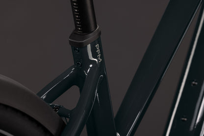 CUBE Nuride Hybrid Performance 720 Trapeze E-Trekkingrad 2027, Cockpit und Lenker
