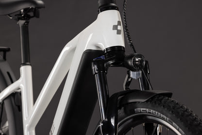 CUBE Nuride Hybrid Performance 720 Trapeze E-Trekkingrad 2027, Sattel und Sitzposition
