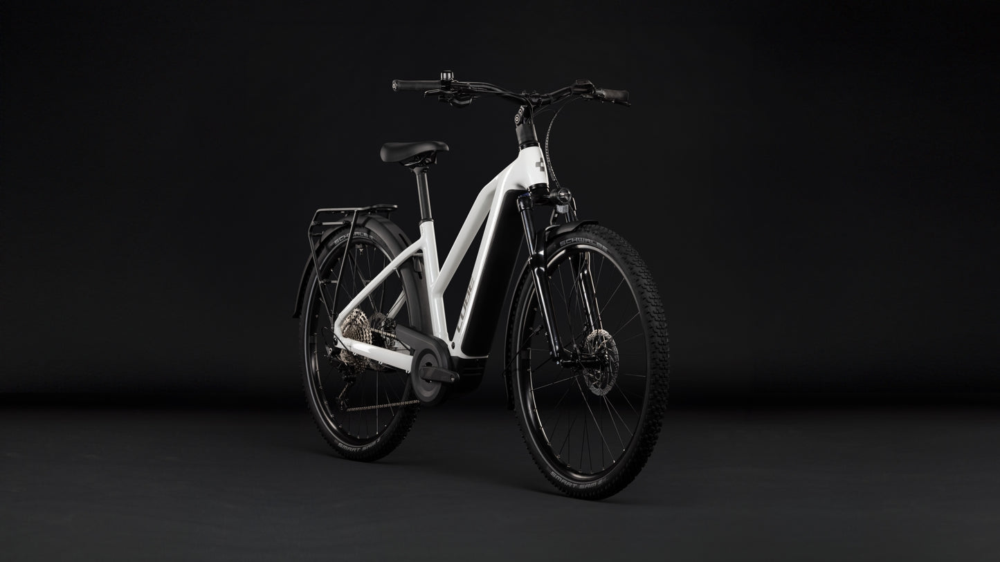 CUBE Nuride Hybrid Performance 720 Trapeze E-Trekkingrad 2027, Laufrad und Reifen
