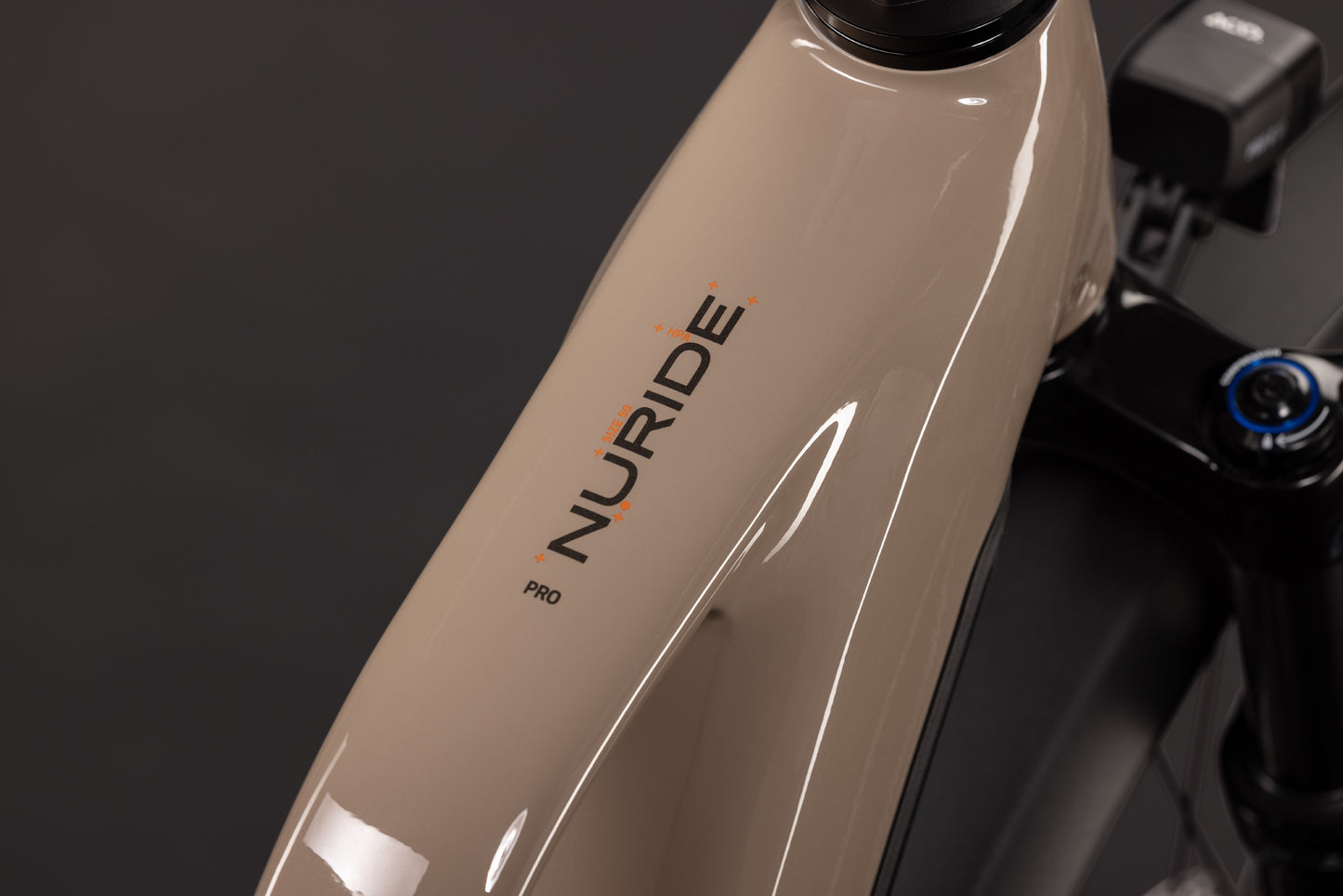 CUBE Nuride Hybrid Pro 800 Trapeze E-Trekkingrad 2027, Cockpit und Lenker