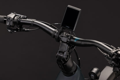 CUBE Nuride Hybrid EXC 800 Easy Entry E-Trekkingrad 2027, Cockpit und Lenker