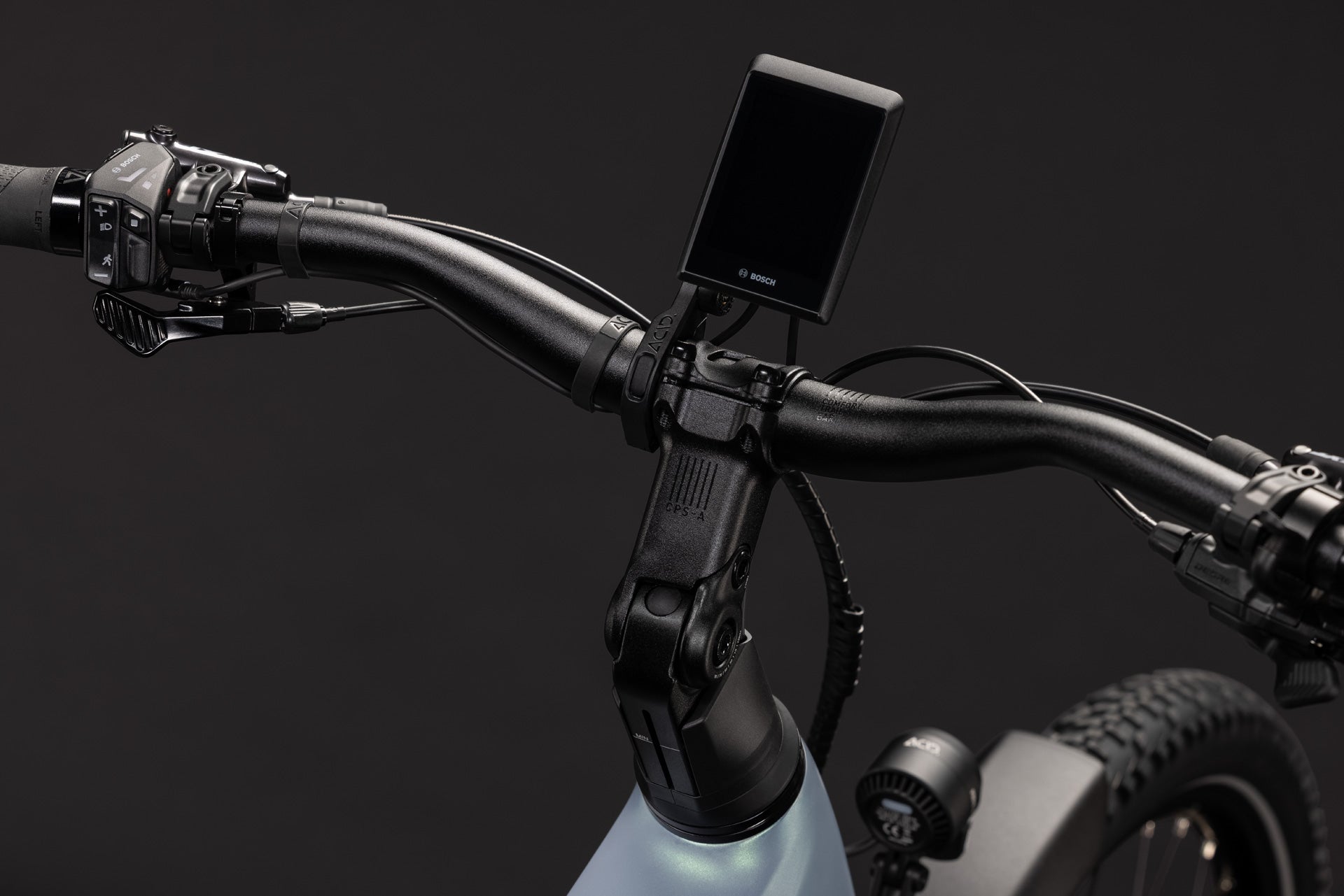 CUBE Nuride Hybrid EXC 800 E-Trekkingrad 2027, Cockpit und Lenker