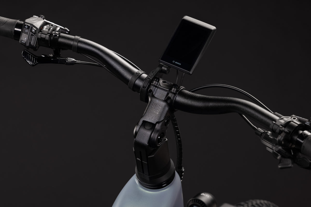 CUBE Nuride Hybrid EXC 800 Easy Entry E-Trekkingrad 2027, Cockpit und Lenker