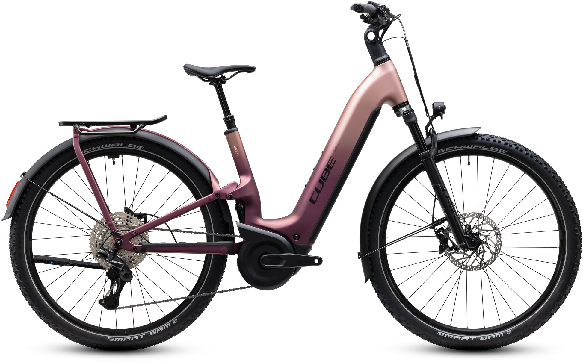 CUBE Nuride Hybrid ONE11 HPC SLX 800 Easy Entry E-Trekkingrad 2027 in mauve und black, Seitenansicht