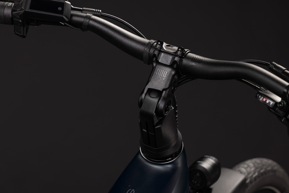 CUBE Touring Hybrid ONE 600 Trapeze E-Trekkingrad 2027, Cockpit und Lenker