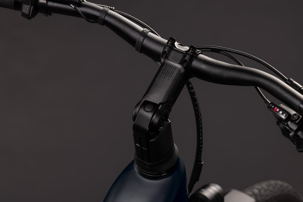 CUBE Touring Hybrid ONE 600 Easy Entry E-Trekkingrad 2027, Cockpit und Lenker