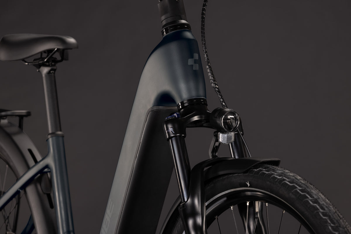 CUBE Touring Hybrid ONE 600 Easy Entry E-Trekkingrad 2027, Sattel und Sitzposition