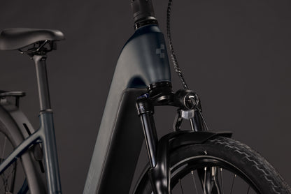 CUBE Touring Hybrid ONE 600 Easy Entry E-Trekkingrad 2027, Sattel und Sitzposition