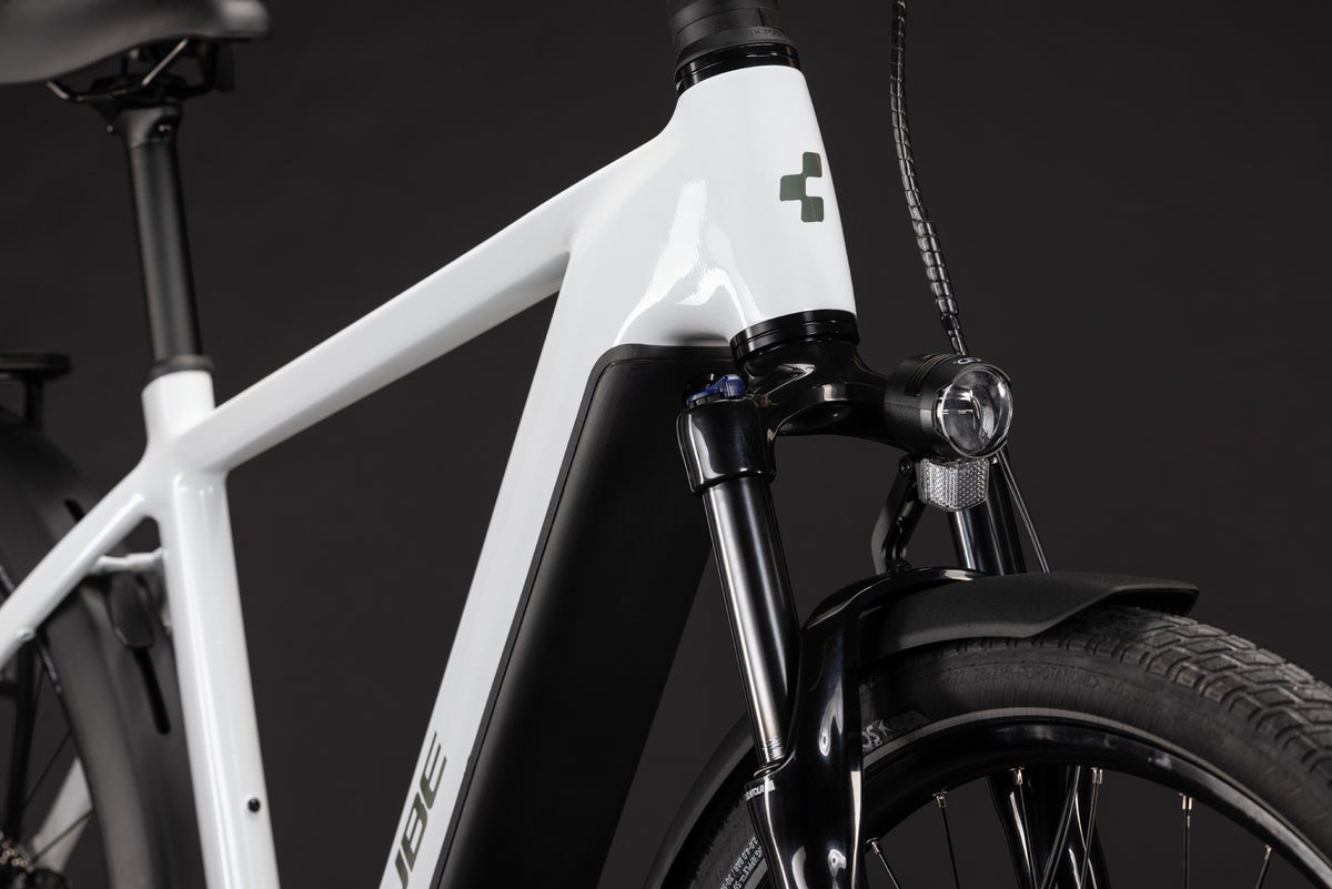 CUBE Touring Hybrid ONE 600 E-Trekkingrad 2027, Laufrad und Reifen