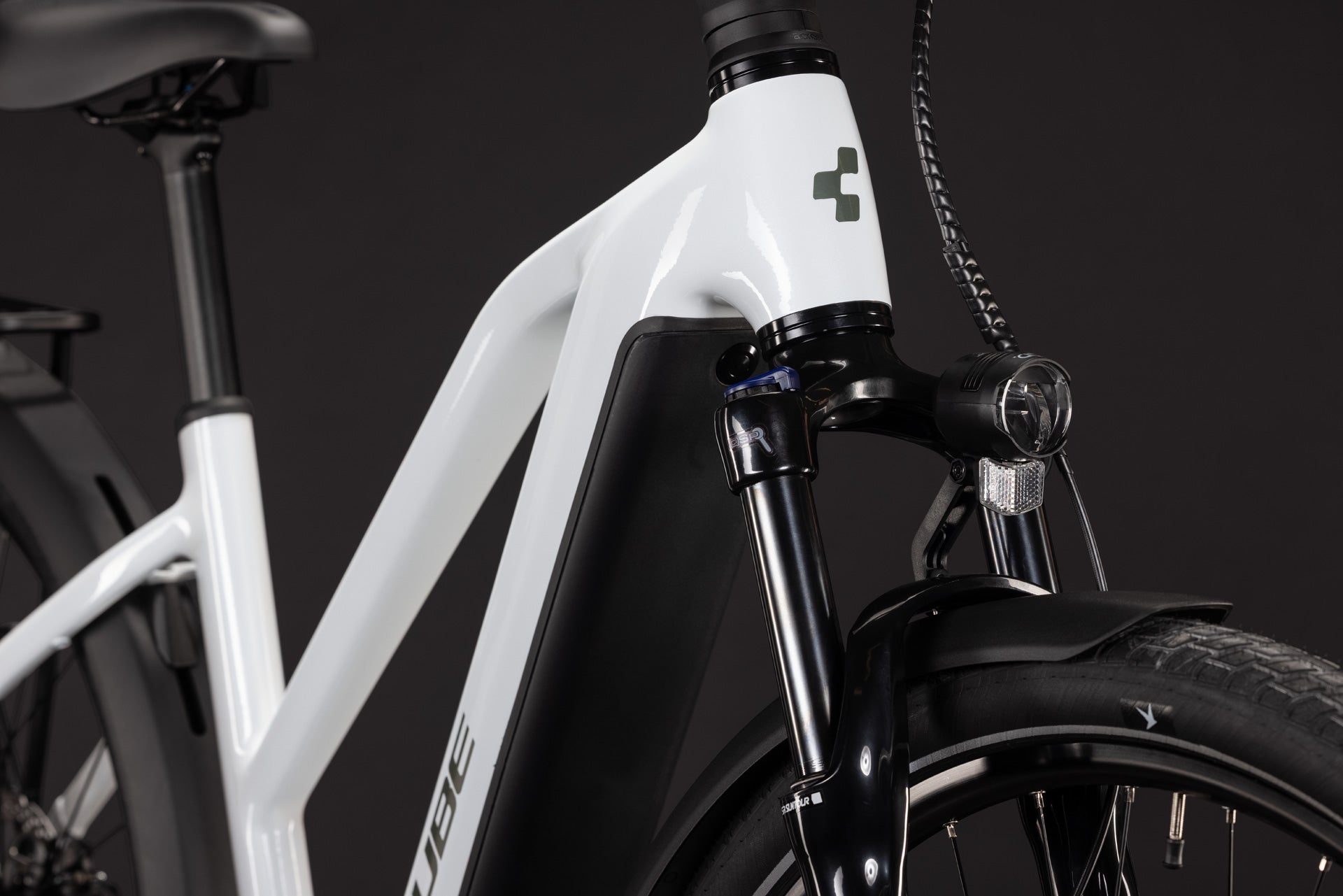 CUBE Touring Hybrid ONE 600 Trapeze E-Trekkingrad 2027, Laufrad und Reifen