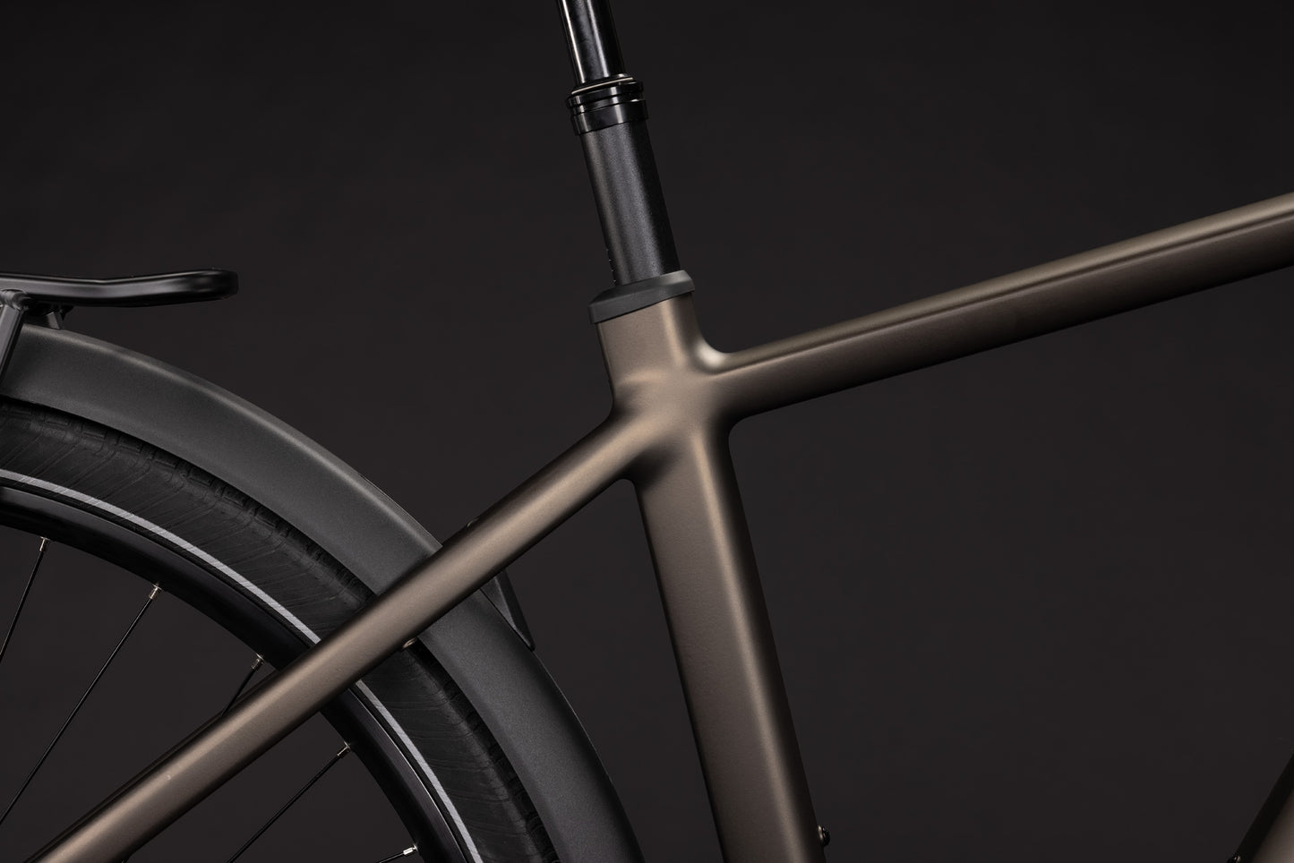CUBE Touring Hybrid Pro 800 E-Trekkingrad 2027, Rahmendetail