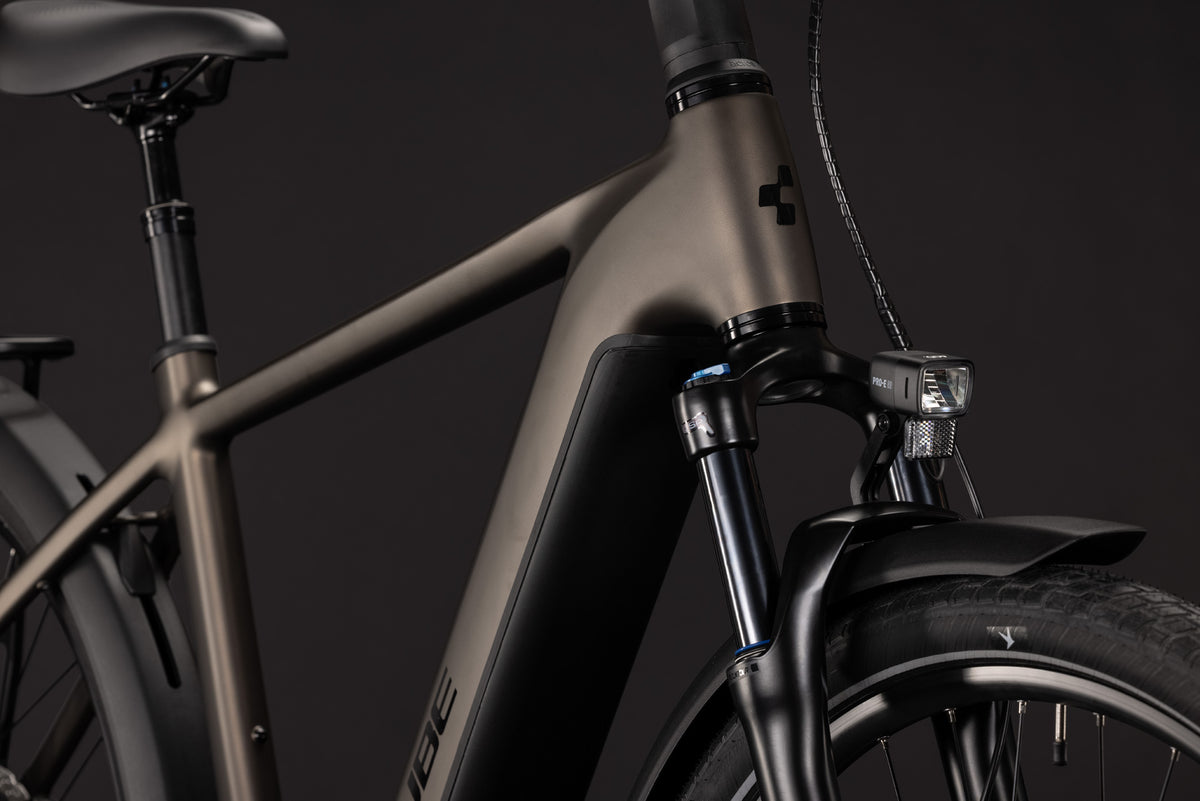 CUBE Touring Hybrid Pro 800 E-Trekkingrad 2027, Laufrad und Reifen