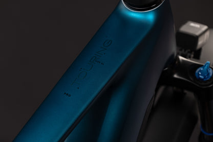 CUBE Touring Hybrid Pro 800 E-Trekkingrad 2027, Cockpit und Lenker