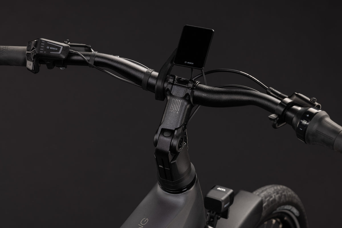 CUBE Touring Hybrid Deluxe SLX 800 E-Trekkingrad 2027, Cockpit und Lenker