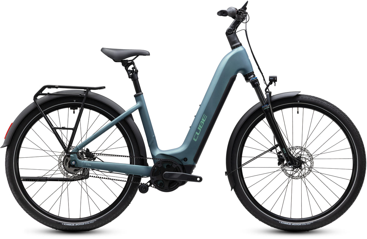 CUBE Touring Hybrid Deluxe SLX 800 Easy Entry E-Trekkingrad 2027 in greengranit und green, Seitenansicht