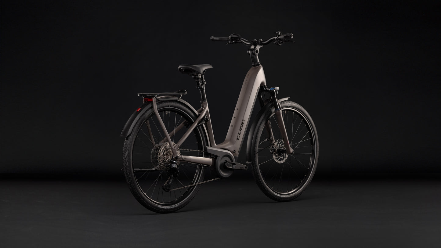 CUBE Kathmandu Hybrid ONE 800 Easy Entry E-Trekkingrad 2027, Detailansicht