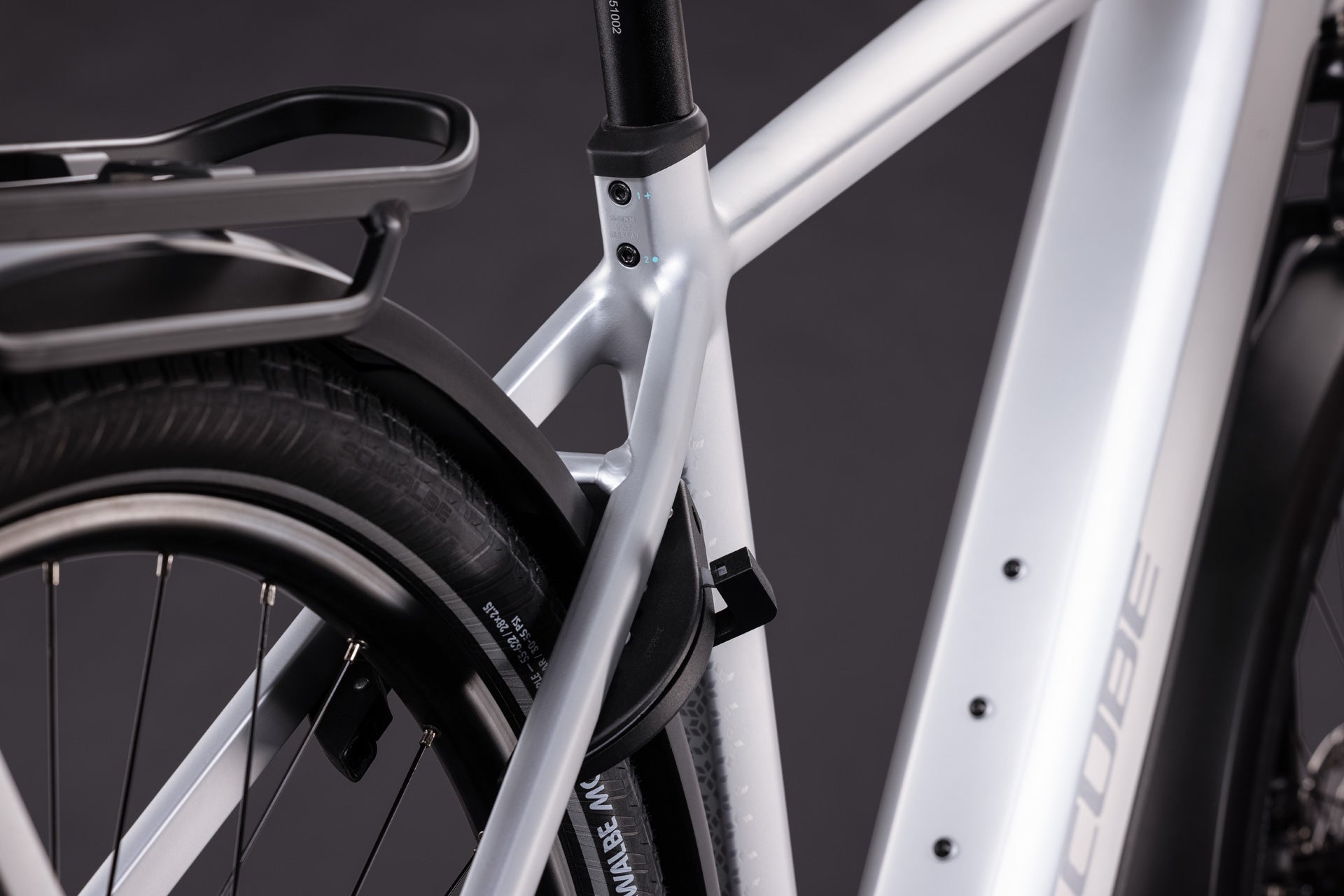 CUBE Kathmandu Hybrid ONE 800 E-Trekkingrad 2027, Rahmendetail