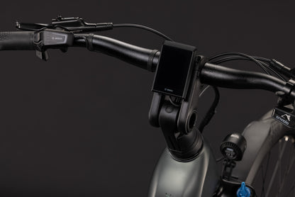 CUBE Kathmandu Hybrid Deluxe Pro 800 Easy Entry E-Trekkingrad 2027, Cockpit und Lenker