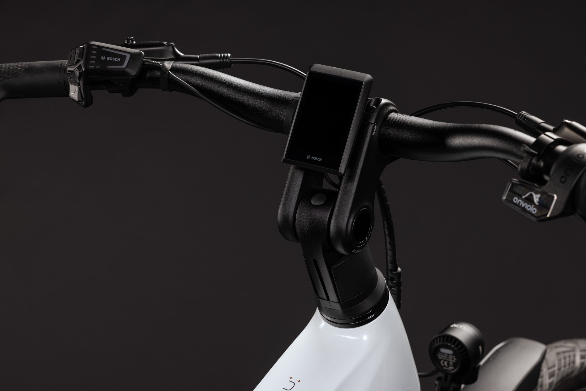 CUBE Kathmandu Hybrid Deluxe Pro 800 E-Trekkingrad 2027, Cockpit und Lenker
