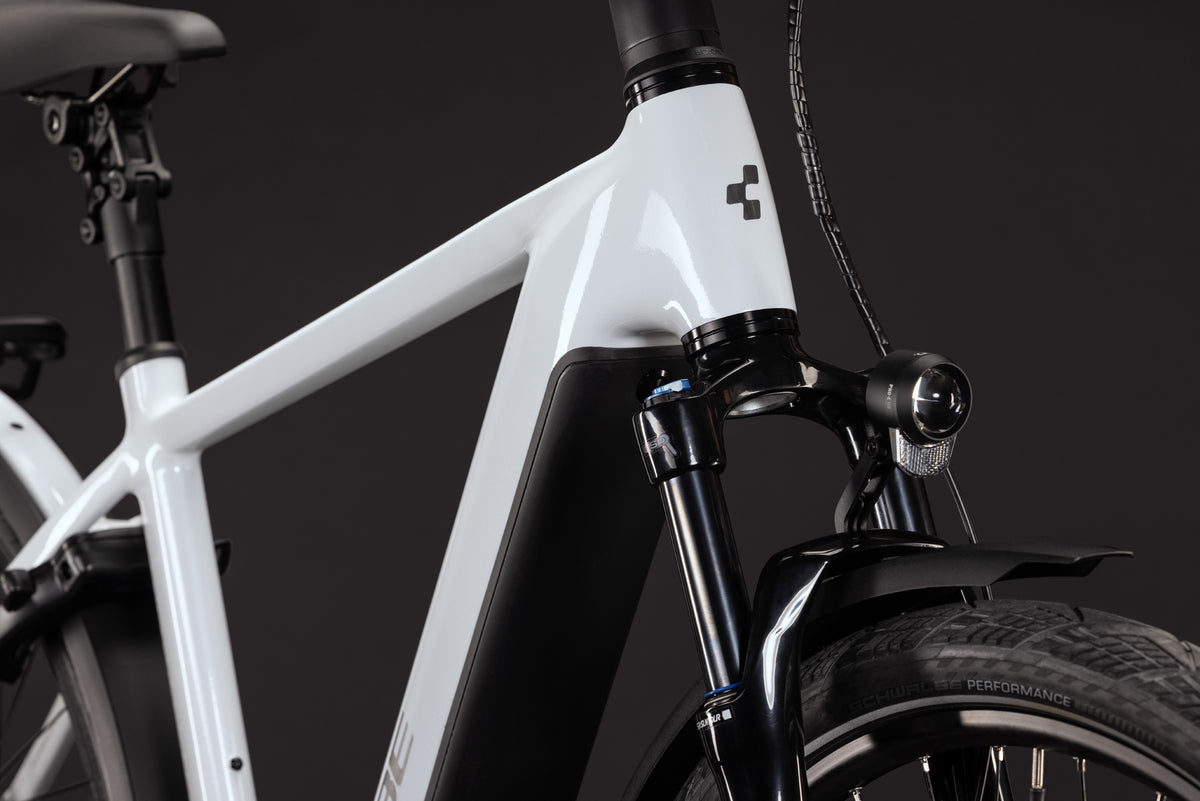 CUBE Kathmandu Hybrid Deluxe Pro 800 E-Trekkingrad 2027, Laufrad und Reifen