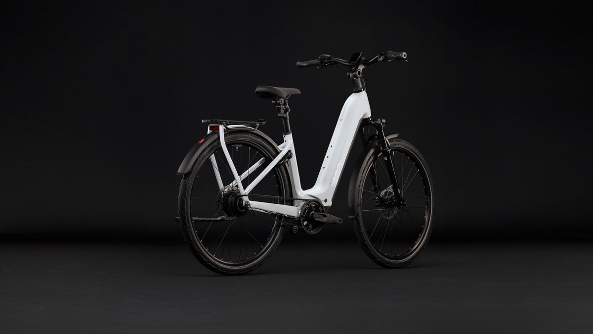 CUBE Kathmandu Hybrid Deluxe Pro 800 Easy Entry E-Trekkingrad 2027, Detailansicht