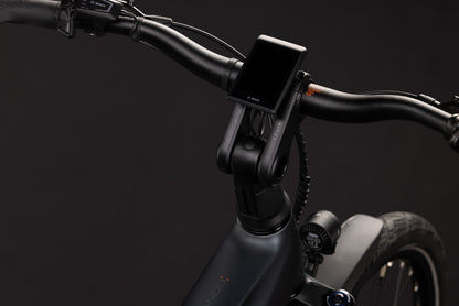 CUBE Kathmandu Hybrid Deluxe EXC 800 E-Trekkingrad 2027, Cockpit und Lenker