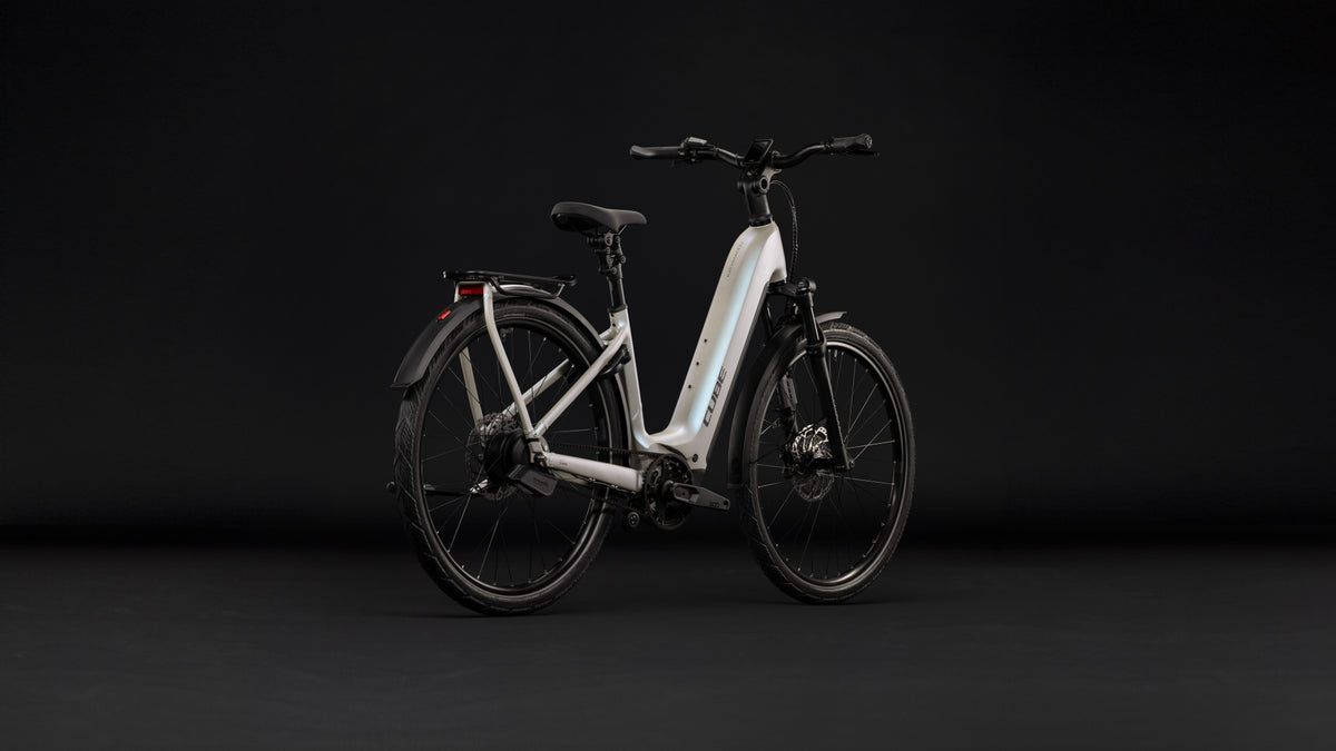 CUBE Kathmandu Hybrid Deluxe EXC 800 Easy Entry E-Trekkingrad 2027, Detailansicht