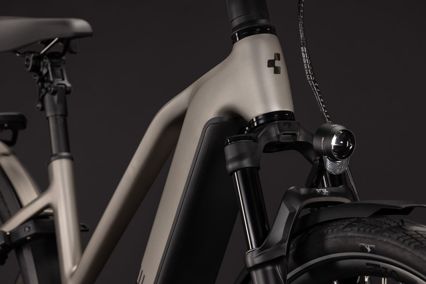 CUBE Kathmandu Hybrid SLX 800 Trapeze E-Trekkingrad 2027, Laufrad und Reifen