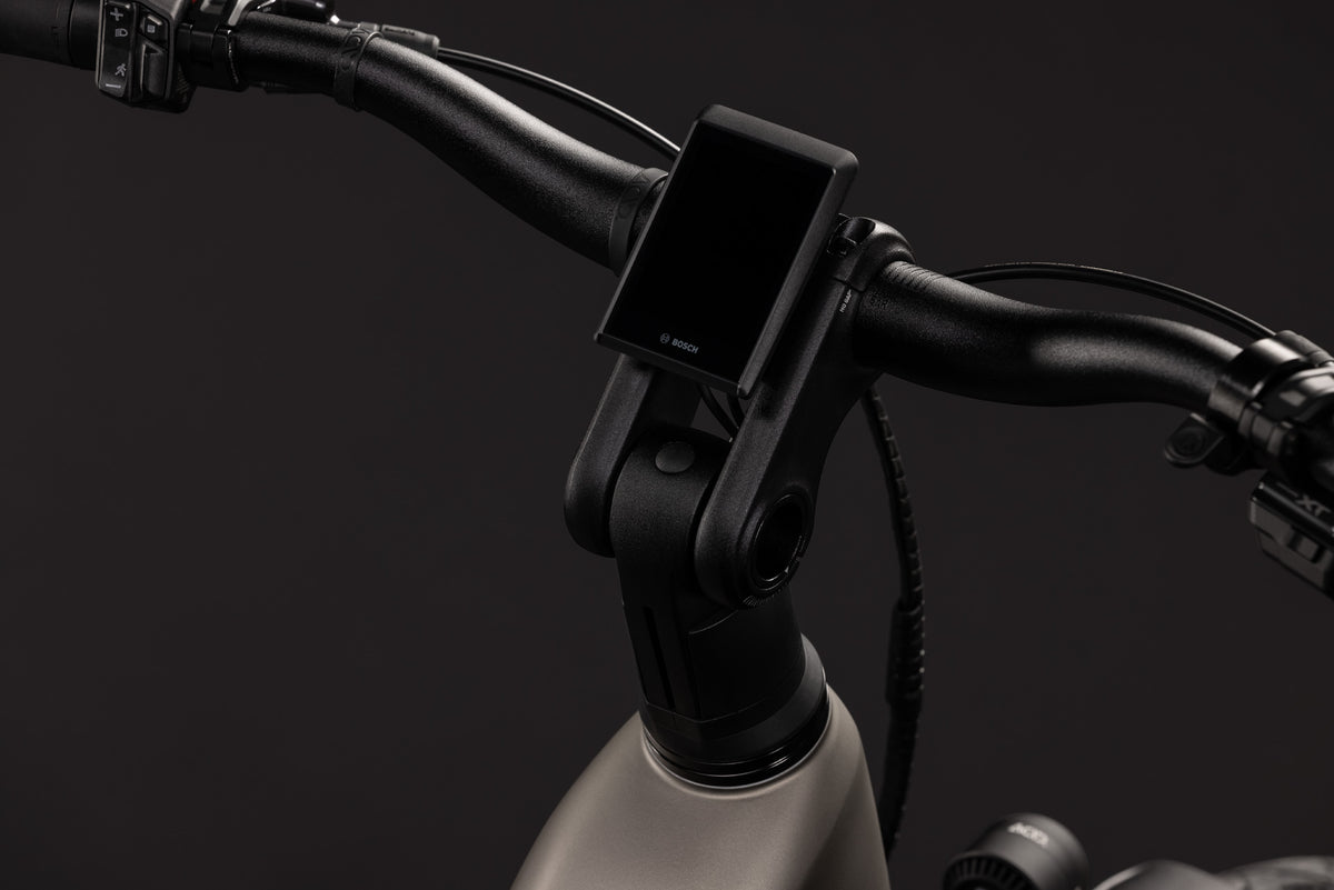 CUBE Kathmandu Hybrid SLX 800 Easy Entry E-Trekkingrad 2027, Cockpit und Lenker