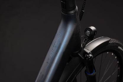 CUBE Kathmandu Hybrid C:62 Pro 400x Easy Entry E-Trekkingrad 2027, Cockpit und Lenker