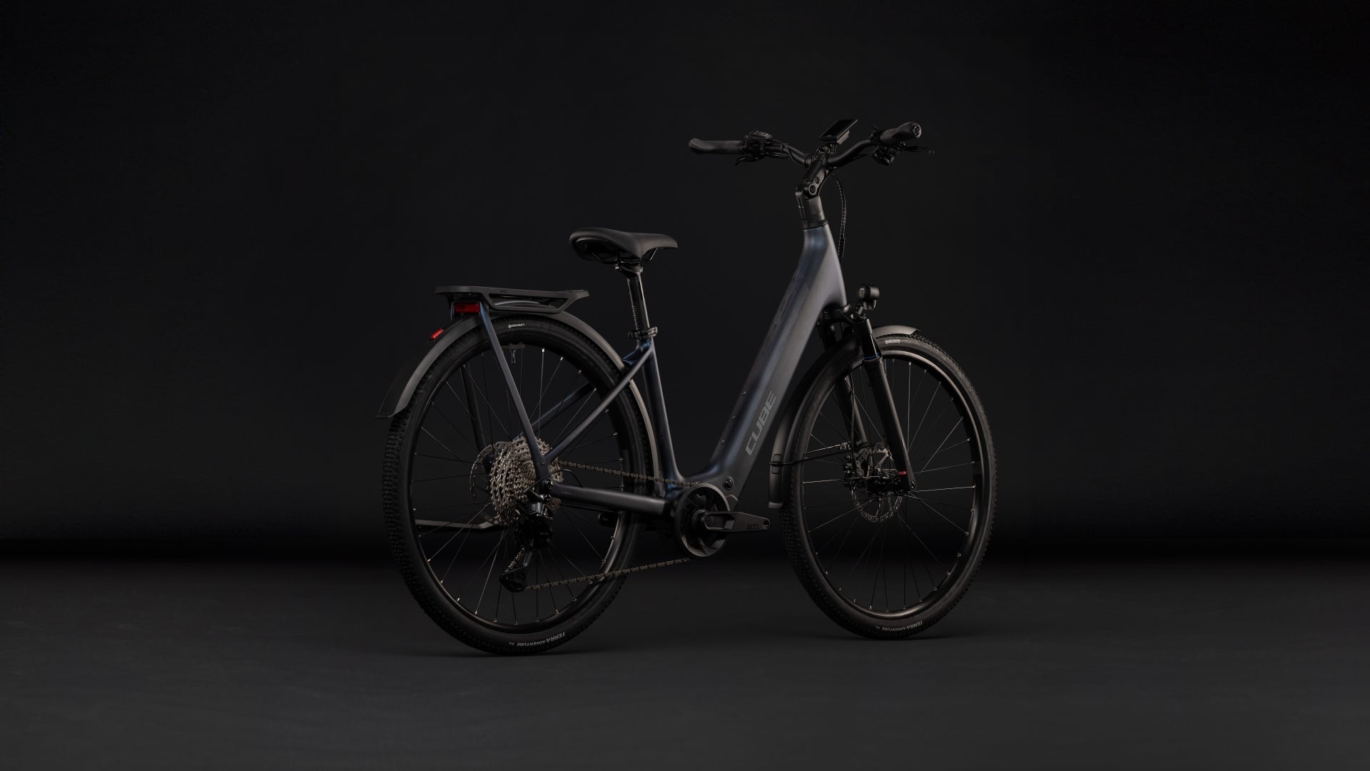 CUBE Kathmandu Hybrid C:62 Pro 400x Easy Entry E-Trekkingrad 2027, Detailansicht