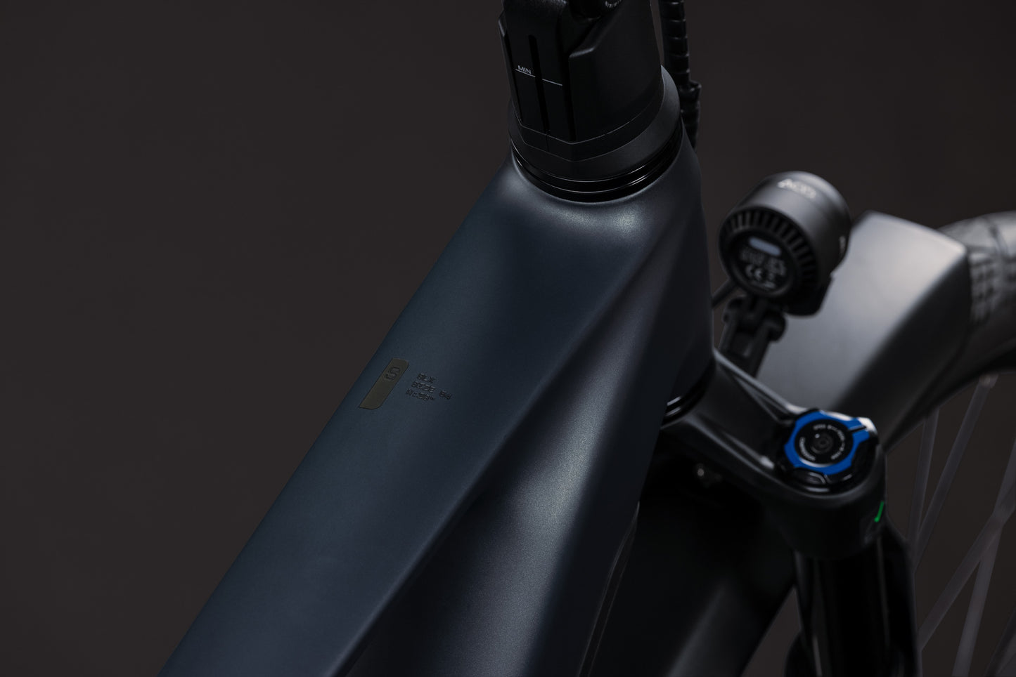 CUBE Kathmandu Hybrid ONE11 HPC SLX 800 E-Trekkingrad 2027, Cockpit und Lenker