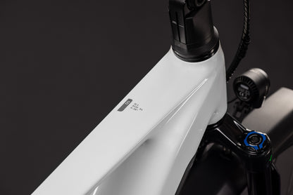 CUBE Kathmandu Hybrid ONE11 HPC SLX 800 E-Trekkingrad 2027, Cockpit und Lenker