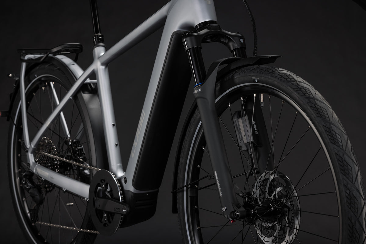 CUBE Kathmandu Hybrid 45 800 E-Trekkingrad 2027, Laufrad und Reifen