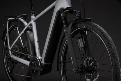 CUBE Kathmandu Hybrid 45 800 E-Trekkingrad 2027, Laufrad und Reifen