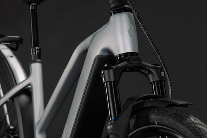 CUBE Kathmandu Hybrid 45 800 Trapeze E-Trekkingrad 2027, Laufrad und Reifen